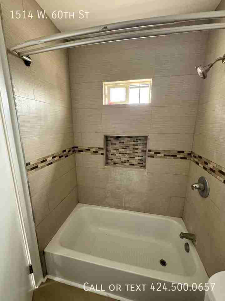 1514 W 60th St - Photo 6 of 6