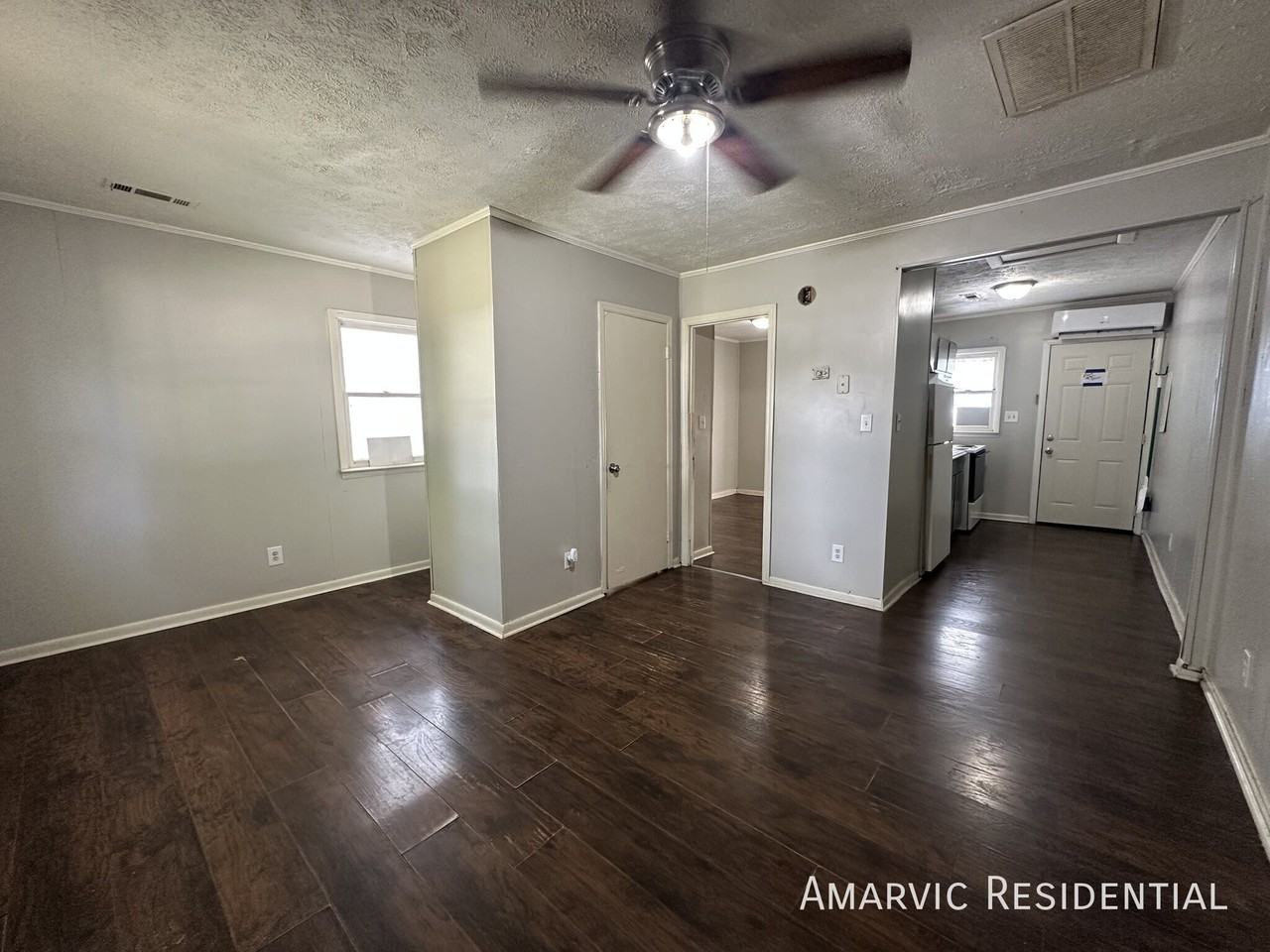 717 Bullock St - Photo 3 of 9