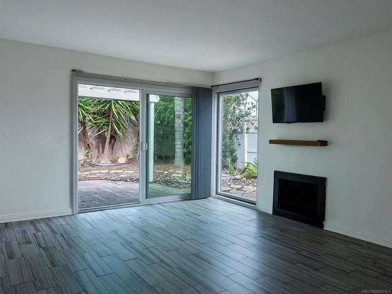 44511 La Paz Rd - Photo 7 of 23