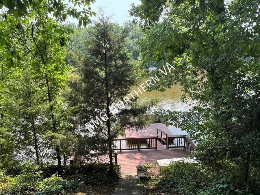 8221 Barron St - Photo 6 of 18