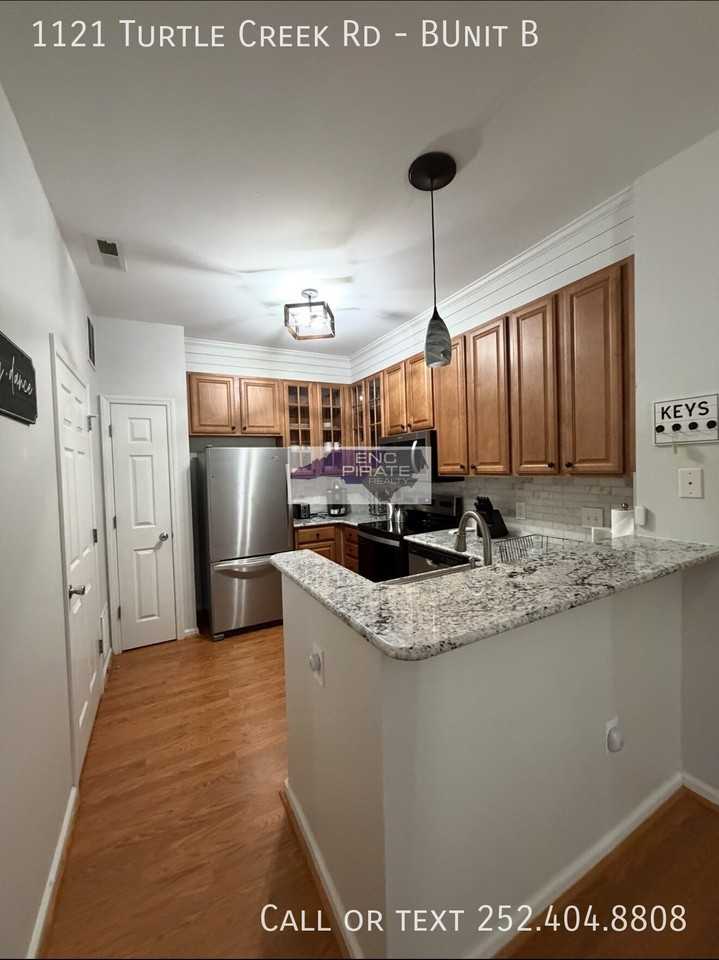 1121 Turtle Creek Rd - Photo 4 of 18