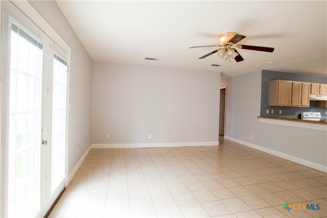 1149 Mira Loma Ln - Photo 5 of 22