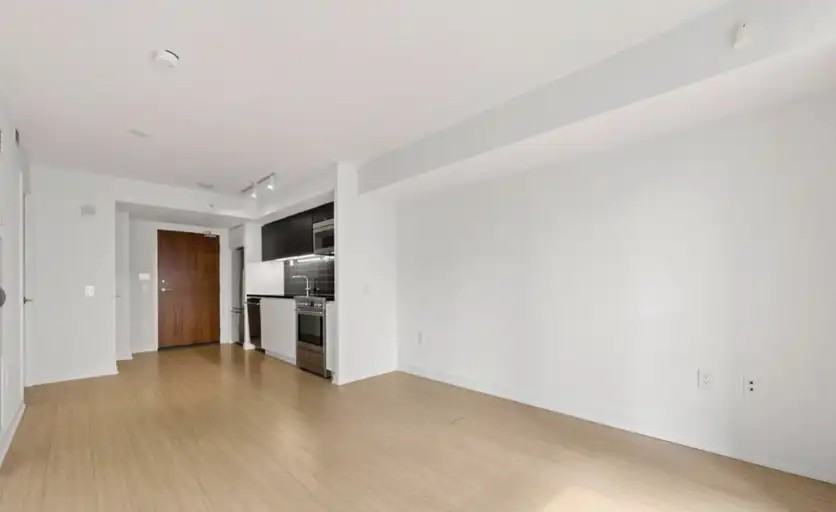 75 Queens Wharf Rd #310 - Photo 2 of 16