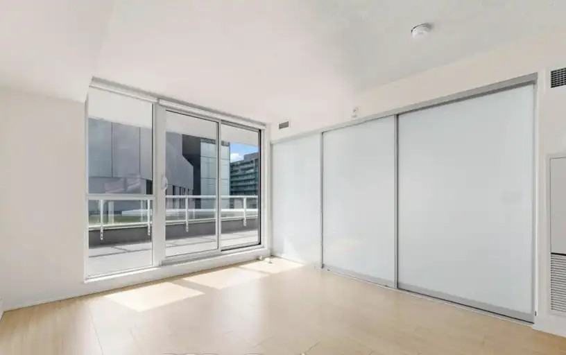 75 Queens Wharf Rd #310 - Photo 5 of 16
