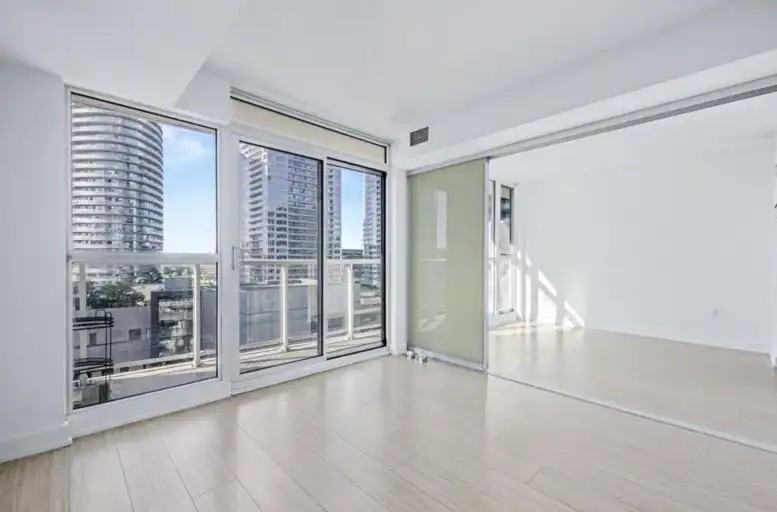 85 Queens Wharf Rd #902 - Photo 7 of 22