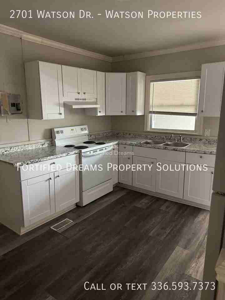 2701 Watson Dr - Photo 3 of 4