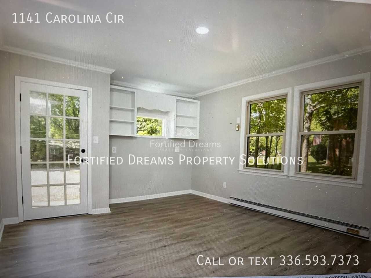 1141 Carolina Cir - Photo 6 of 17