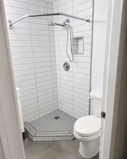 518 Avenue G S #B - Photo 6 of 10