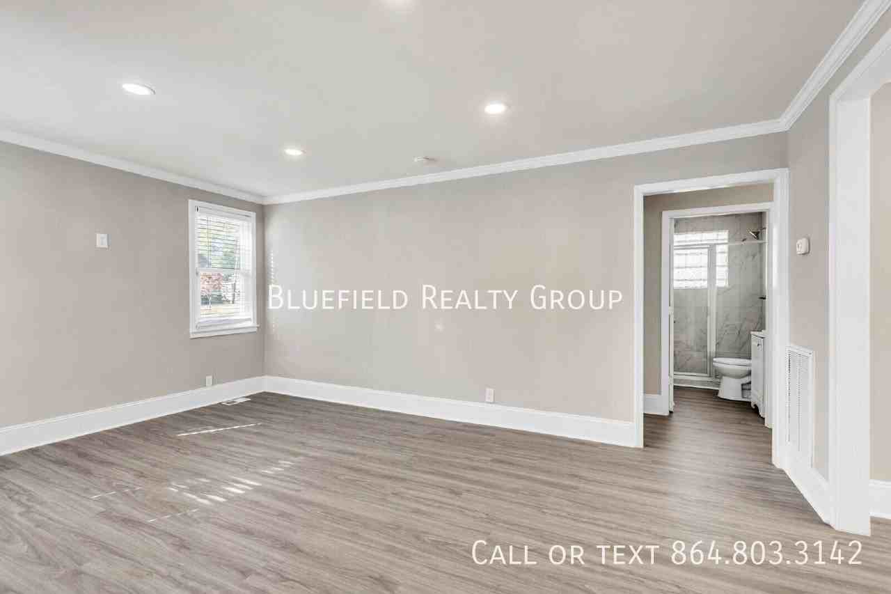25 Celand St - Photo 5 of 27