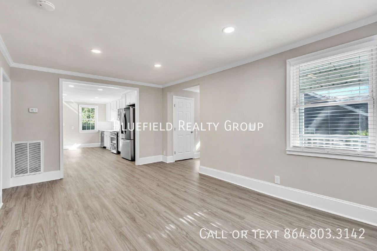25 Celand St - Photo 6 of 27
