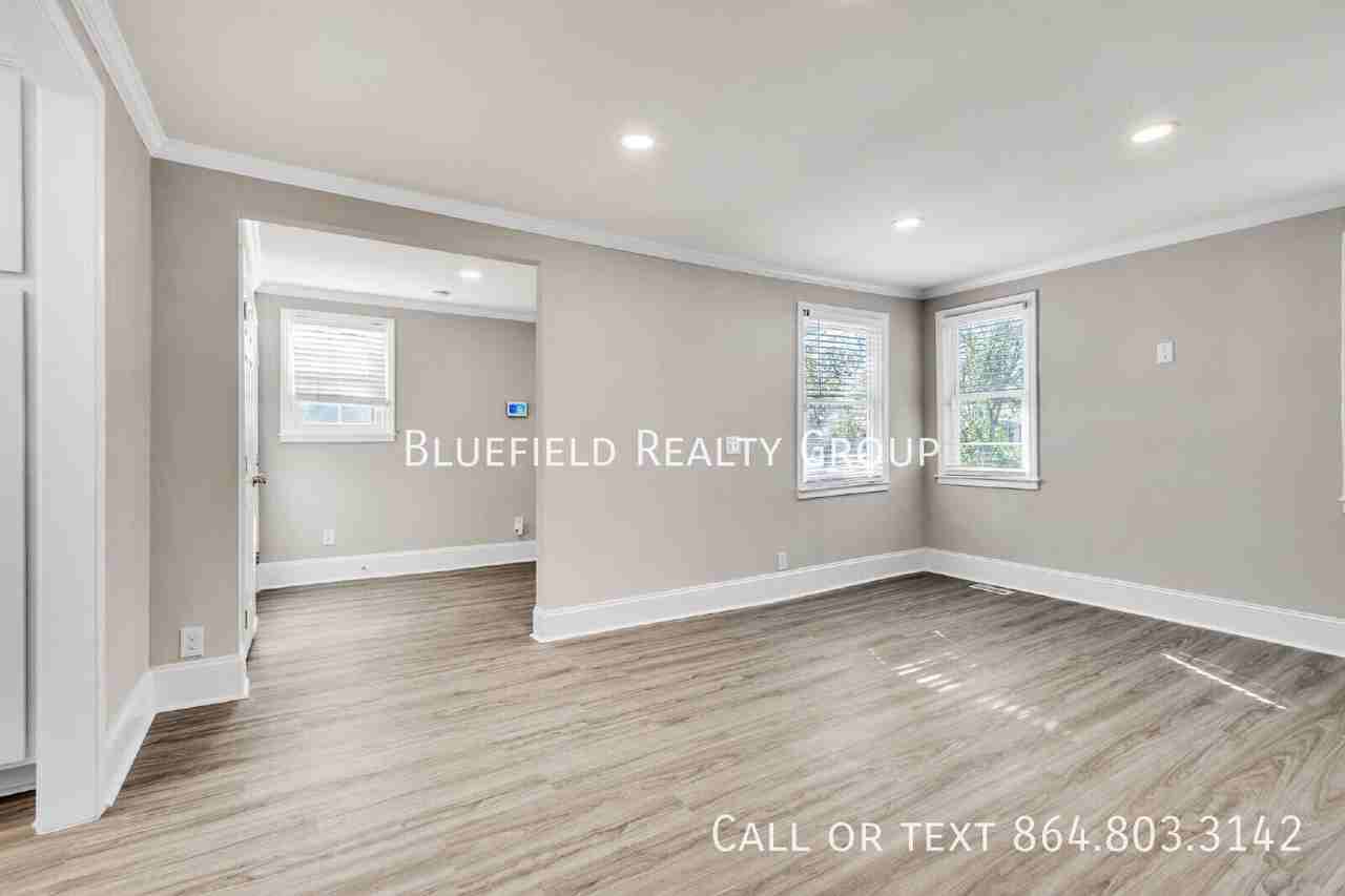 25 Celand St - Photo 7 of 27
