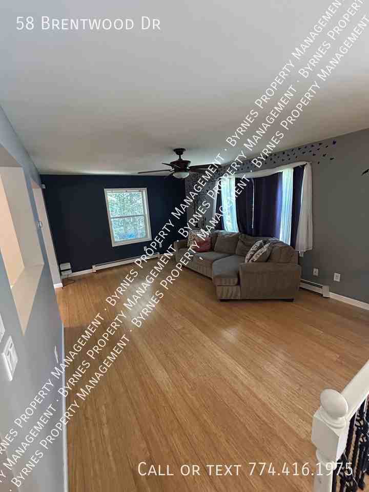 58 Brentwood Dr - Photo 3 of 21