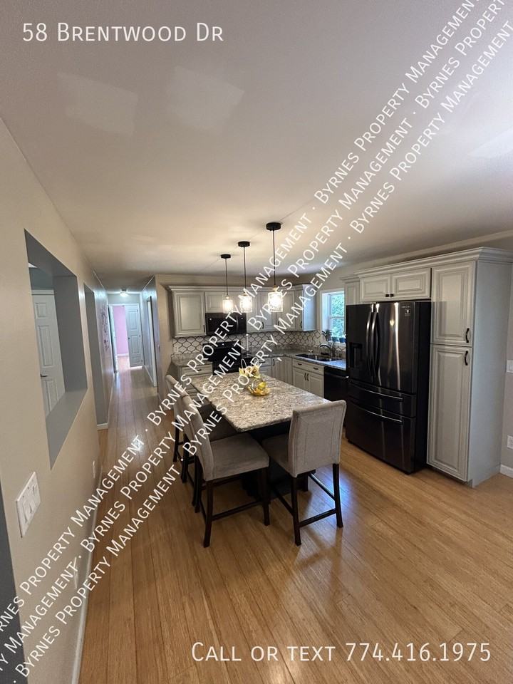 58 Brentwood Dr - Photo 4 of 21