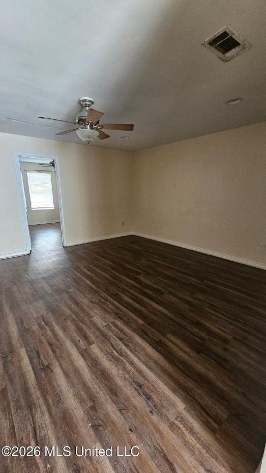 5451 Quail Creek Cir - Photo 3 of 7