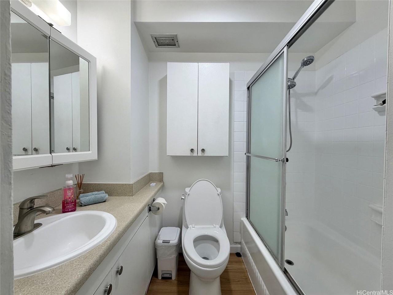 2345 Ala Wai Blvd #1003 - Photo 4 of 6