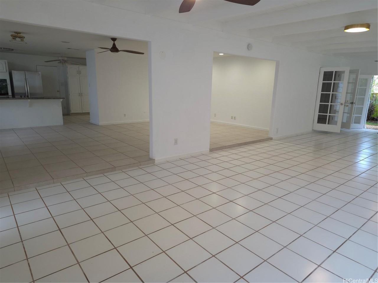 1444 Kina St - Photo 2 of 9