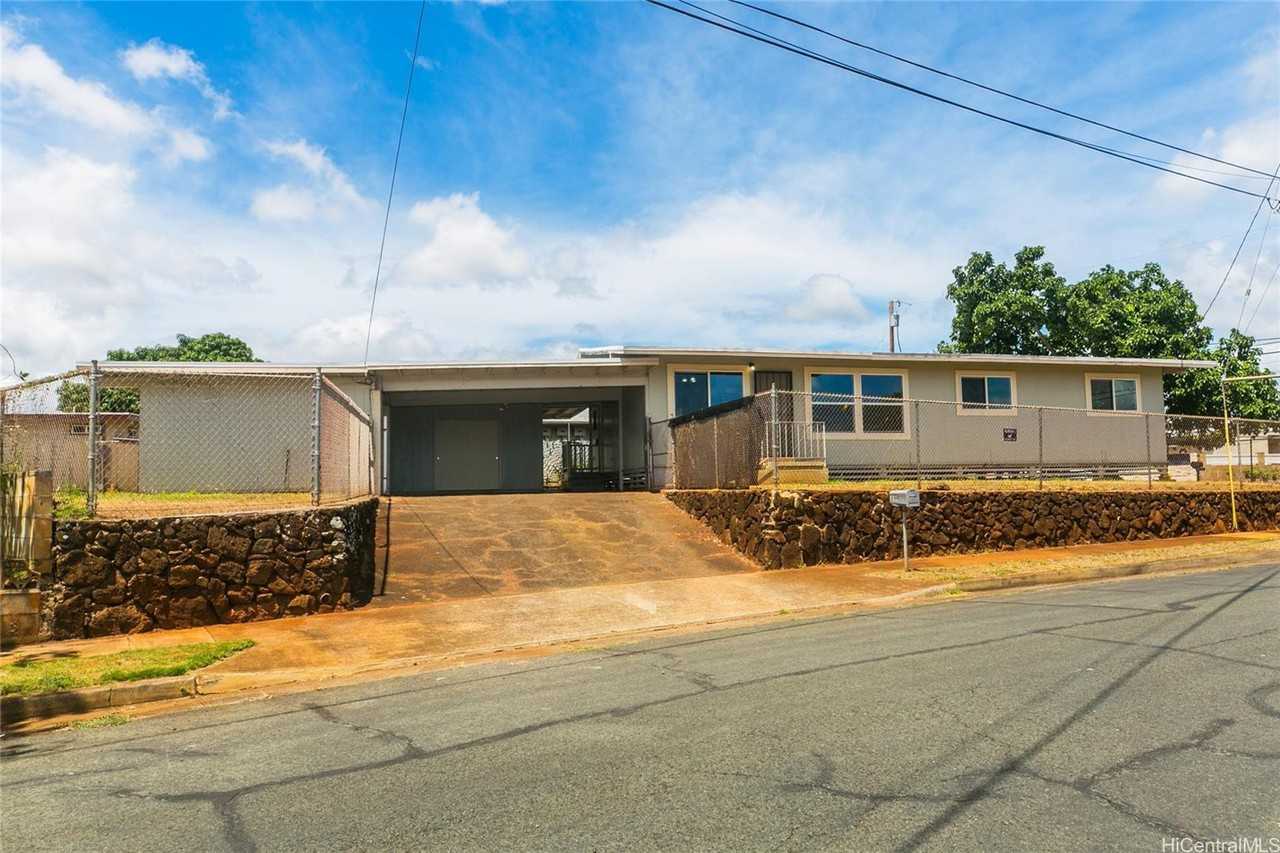 1390 Kaumahana Pl - Photo 3 of 14