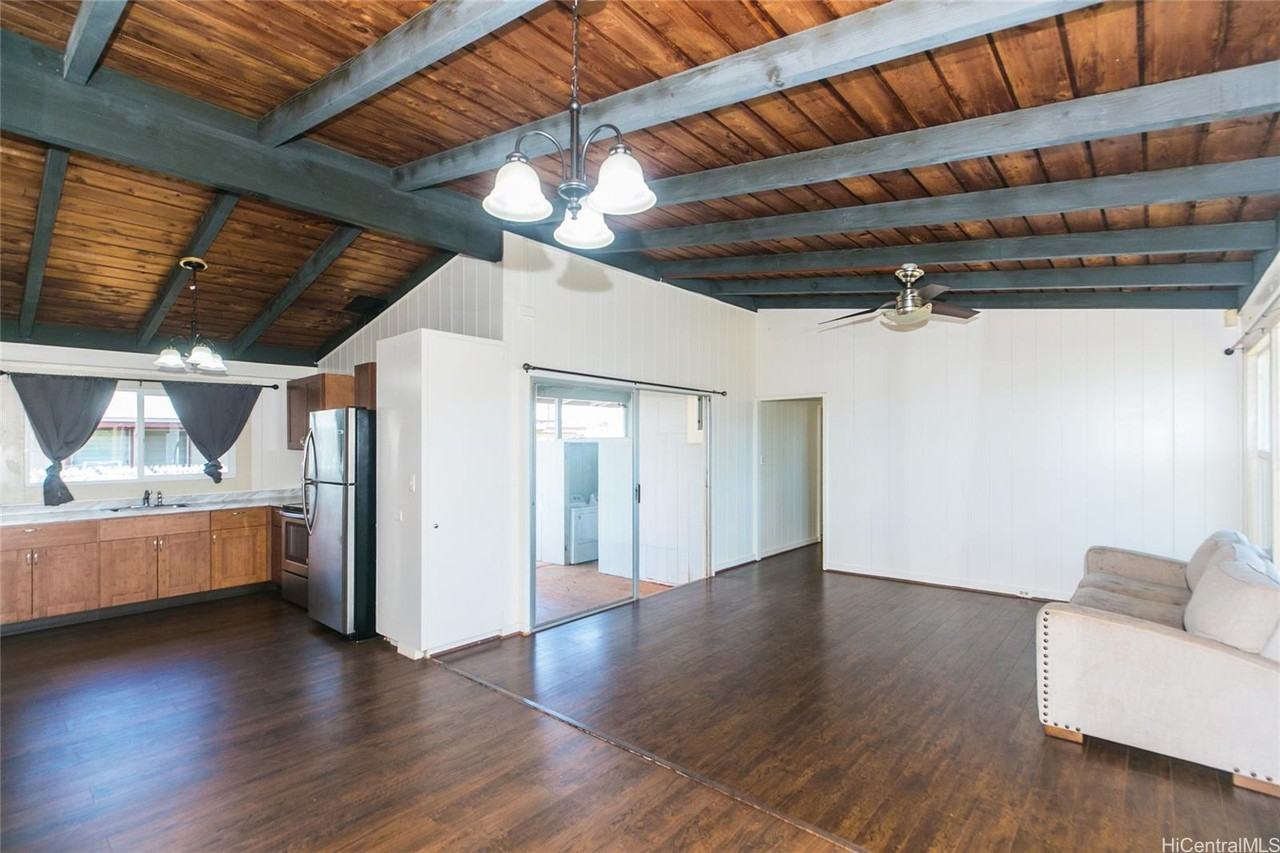 1390 Kaumahana Pl - Photo 4 of 14
