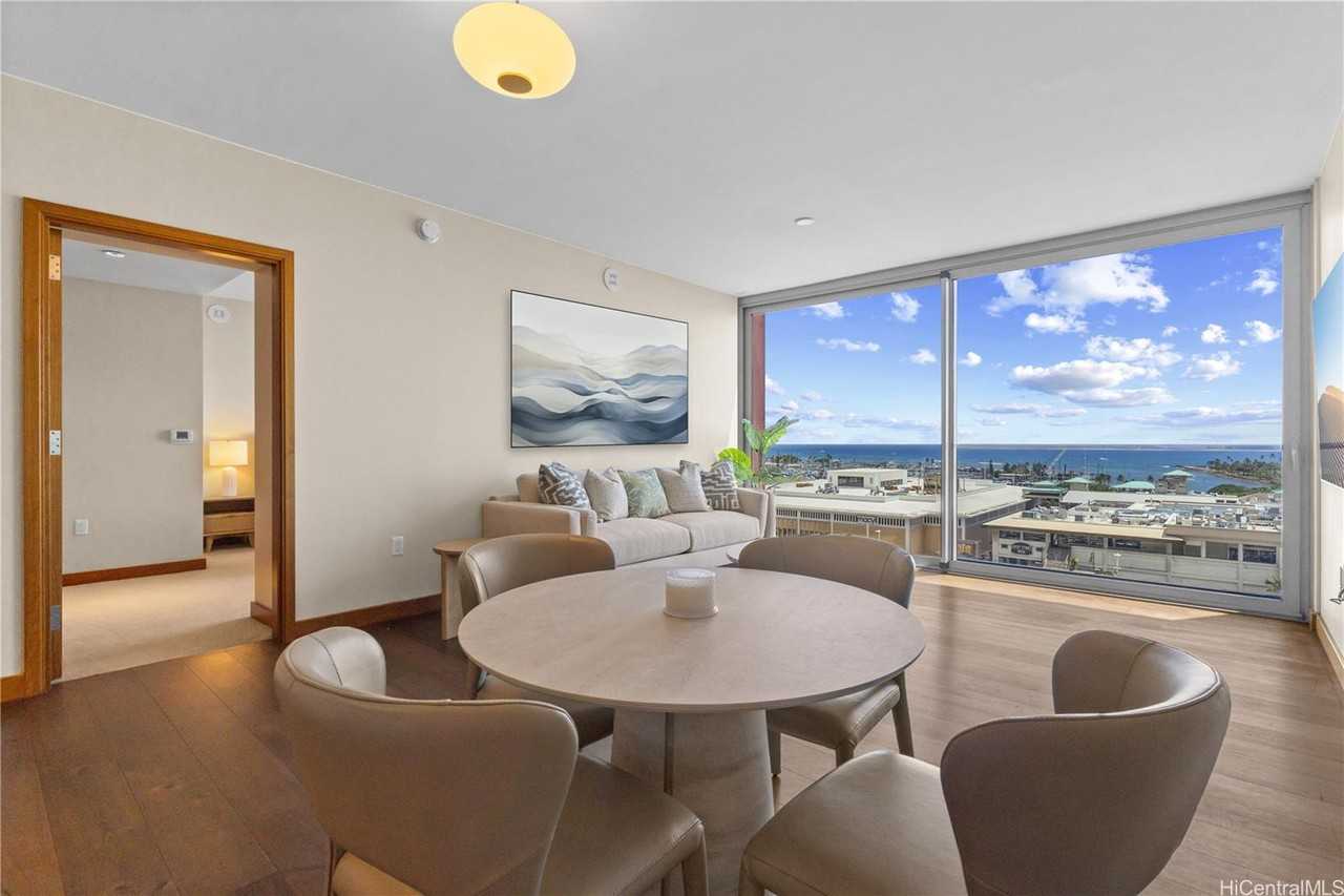 1555 Kapiolani Blvd #1105 - Photo 4 of 25