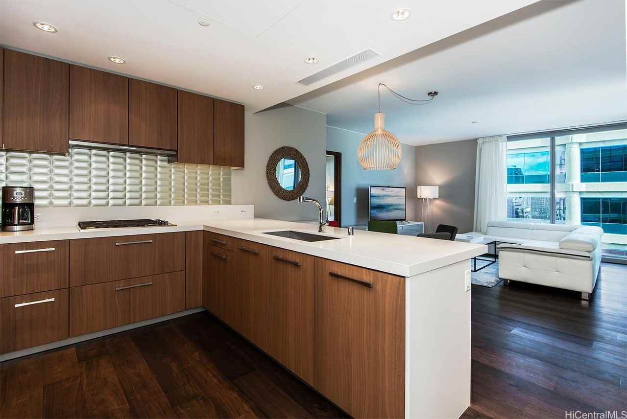 1555 Kapiolani Blvd #1610 - Photo 3 of 14