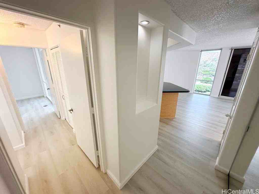 1212 Nuuanu Ave #1401 - Photo 2 of 25