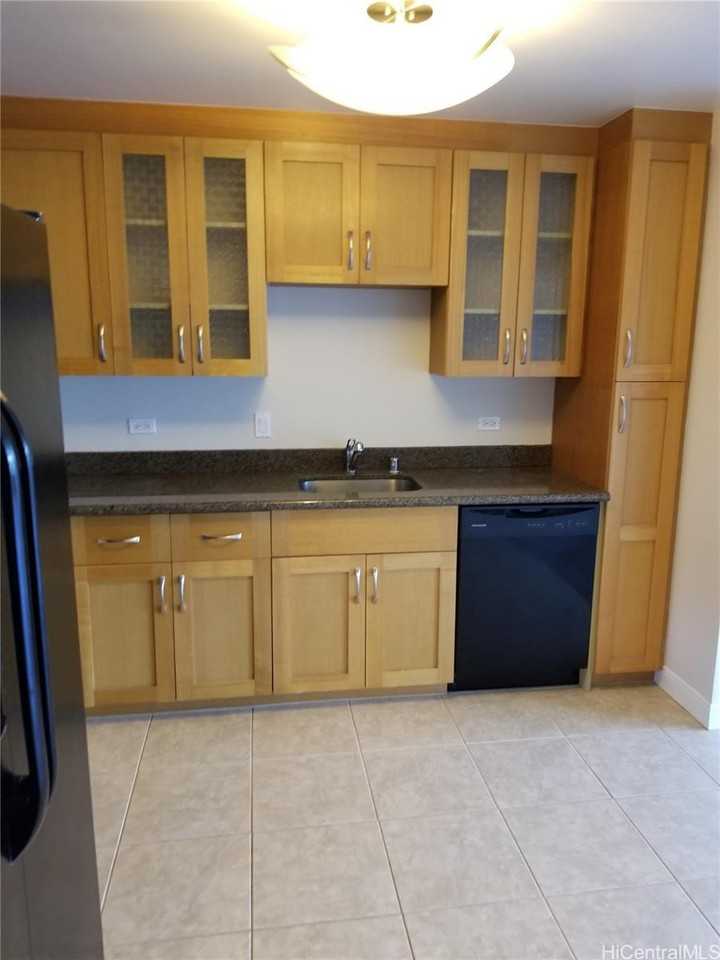 1009 Kapiolani Blvd #702 - Photo 4 of 14