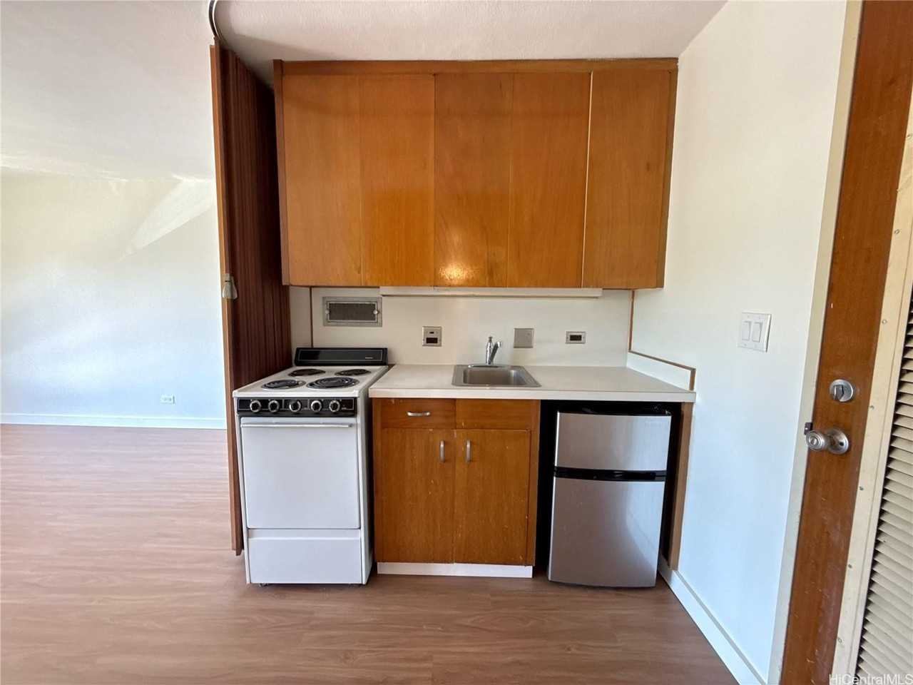 1551 Nuuanu Ave #336 - Photo 5 of 12