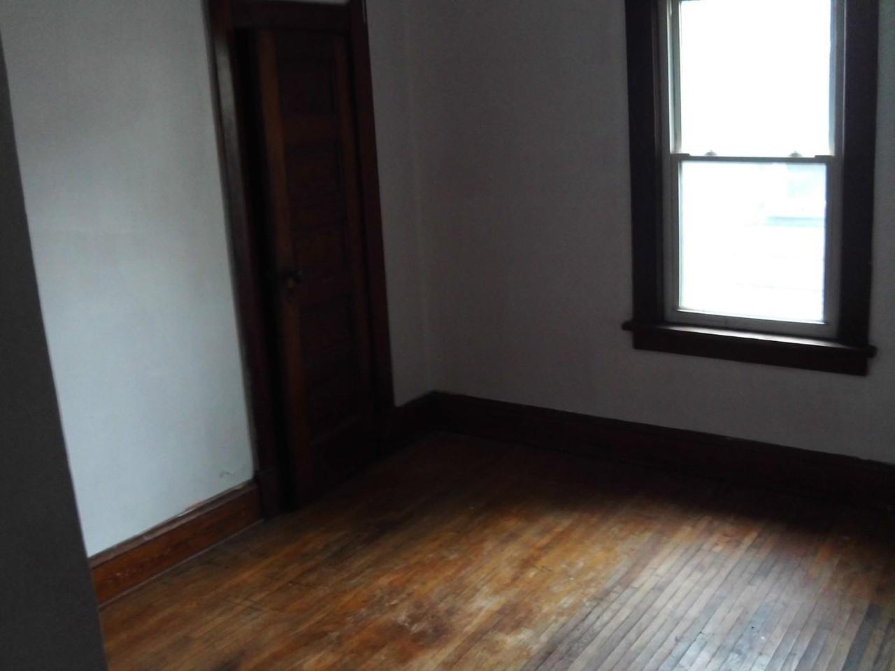 1517 Lincoln Ave - Photo 5 of 16
