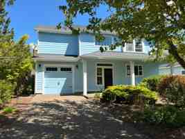 featured image of 10560 Meadow Lark Ln