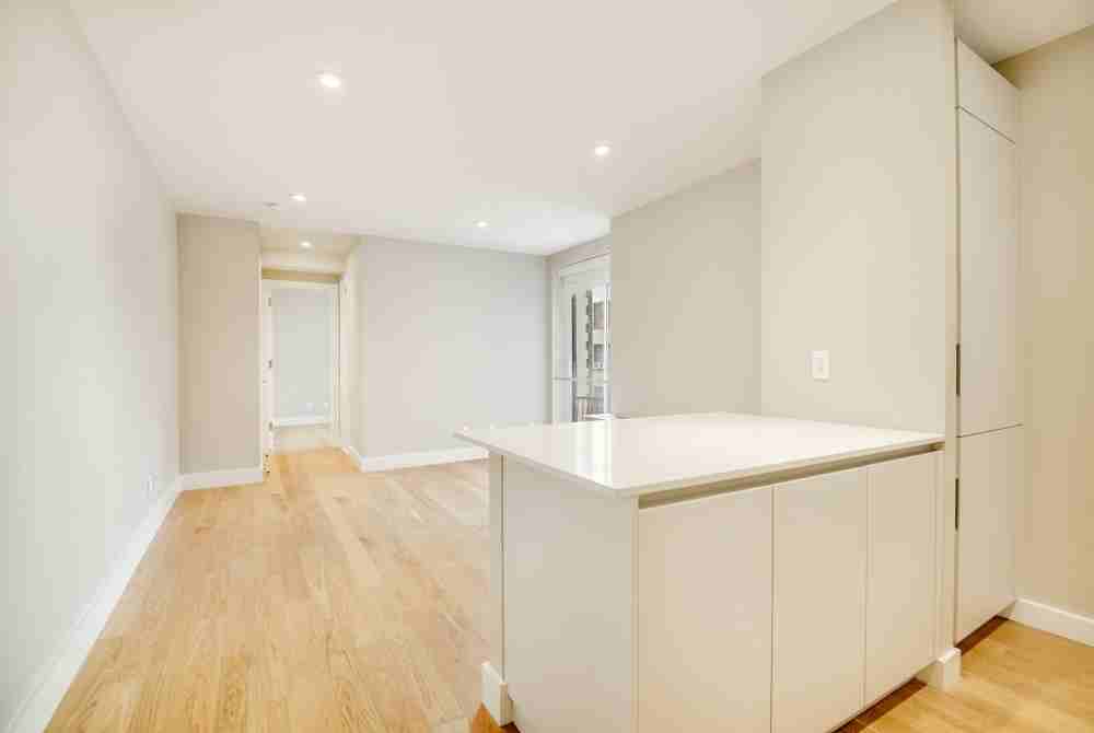 805 St. Marks Avenue - Photo 3 of 8
