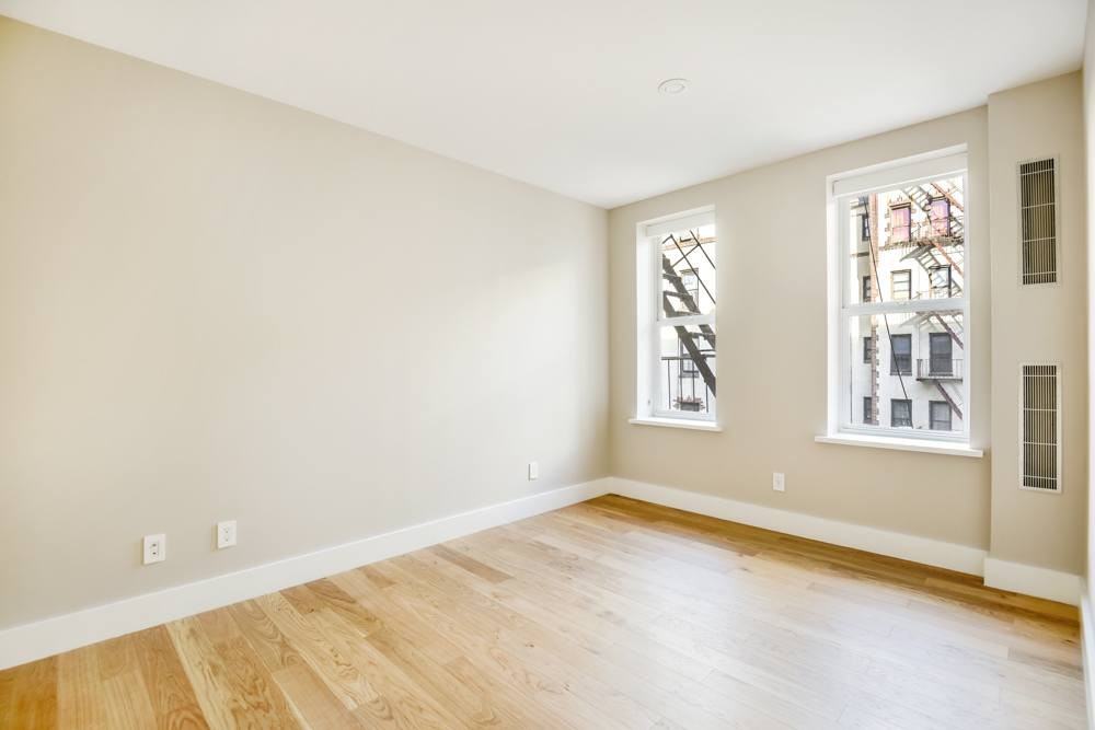 805 St. Marks Avenue - Photo 6 of 8