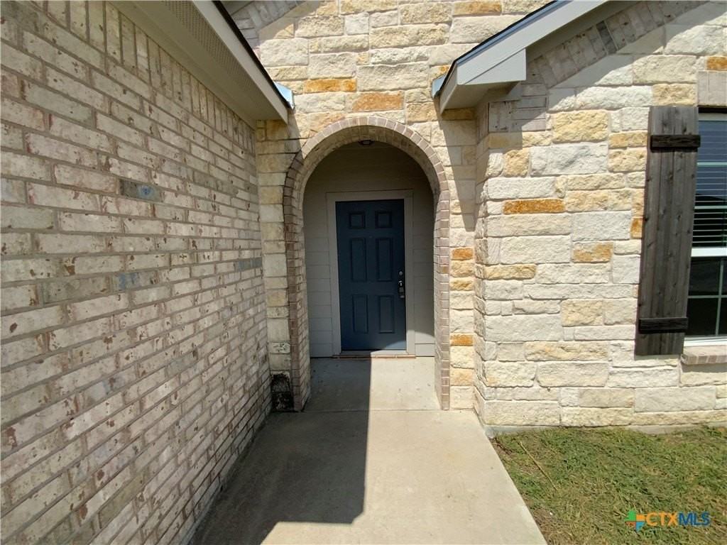 1110 Lakeway Crossing Dr - Photo 4 of 28