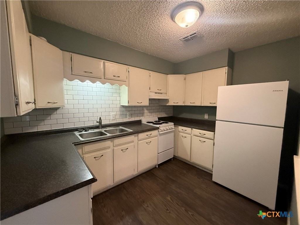 200 Twin Mountain Rd #I1 - Photo 5 of 15