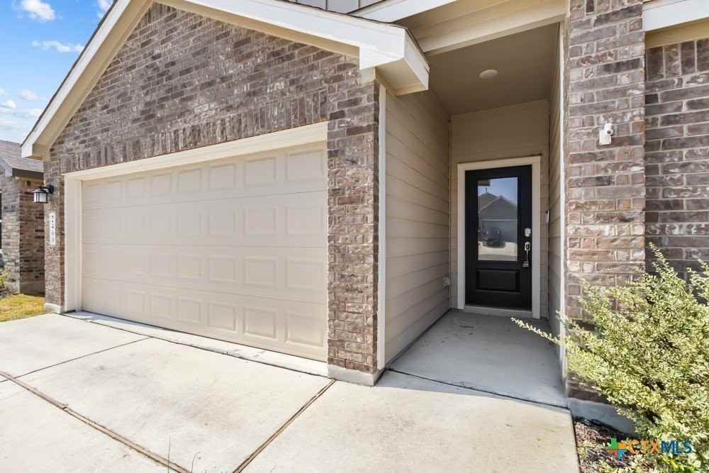 2460 Vesper Bnd - Photo 3 of 27