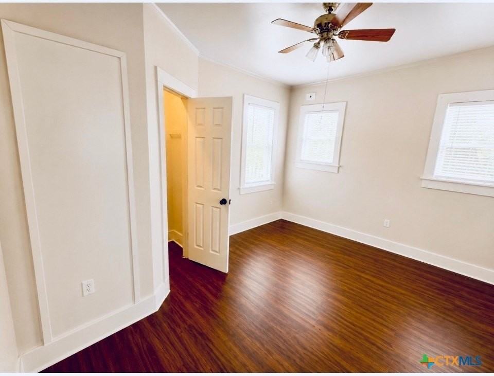 325 North St - Photo 3 of 7