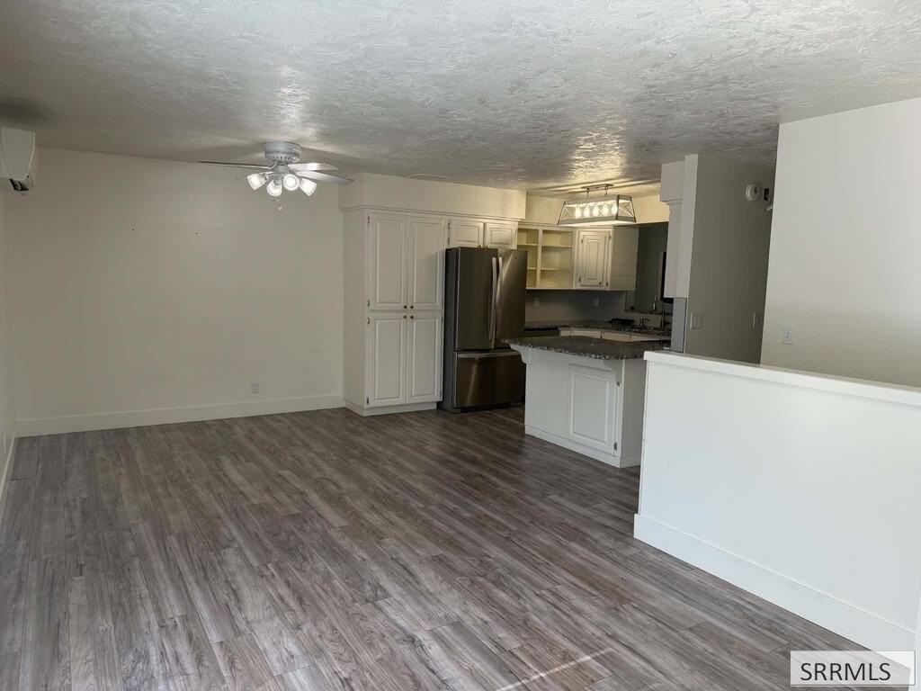 1065 Canal Ave - Photo 7 of 19