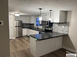 featured image of 461 Lomax St #A