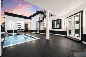 featured image of 203 W Lantana St