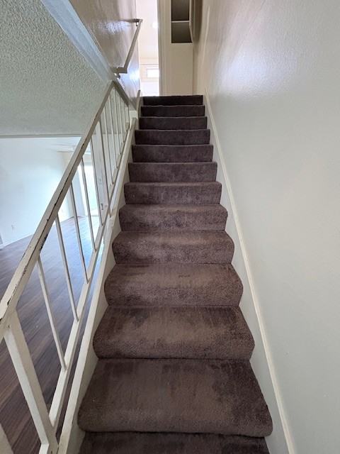 986 Lorraine Pl #31 - Photo 5 of 8