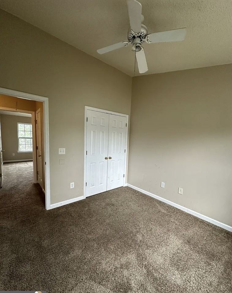 500 Jaclyn Cir #NA - Photo 4 of 16