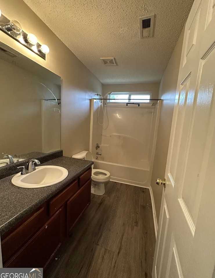 500 Jaclyn Cir #NA - Photo 5 of 16