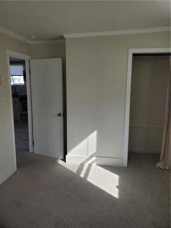 33 Saint Elizabeth St - Photo 4 of 5