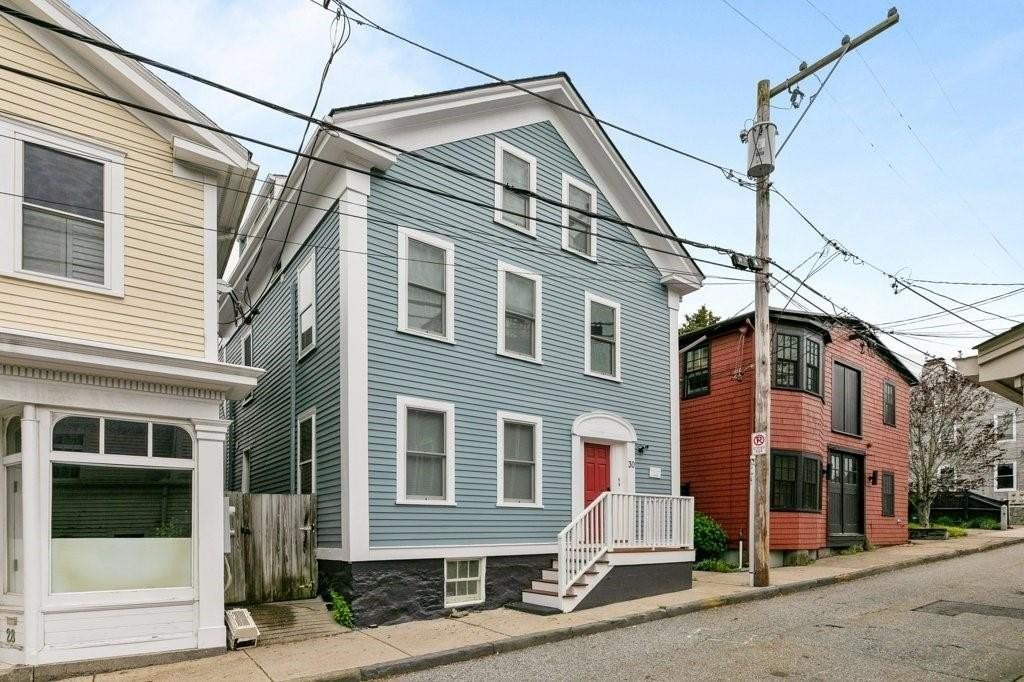 30 Prospect Hill St #2