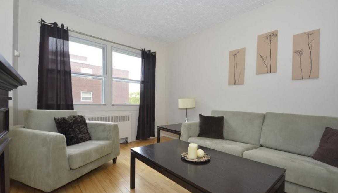 Lakefront Apartments - Photo 3 of 10