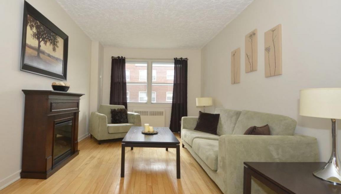 Lakefront Apartments - Photo 6 of 10