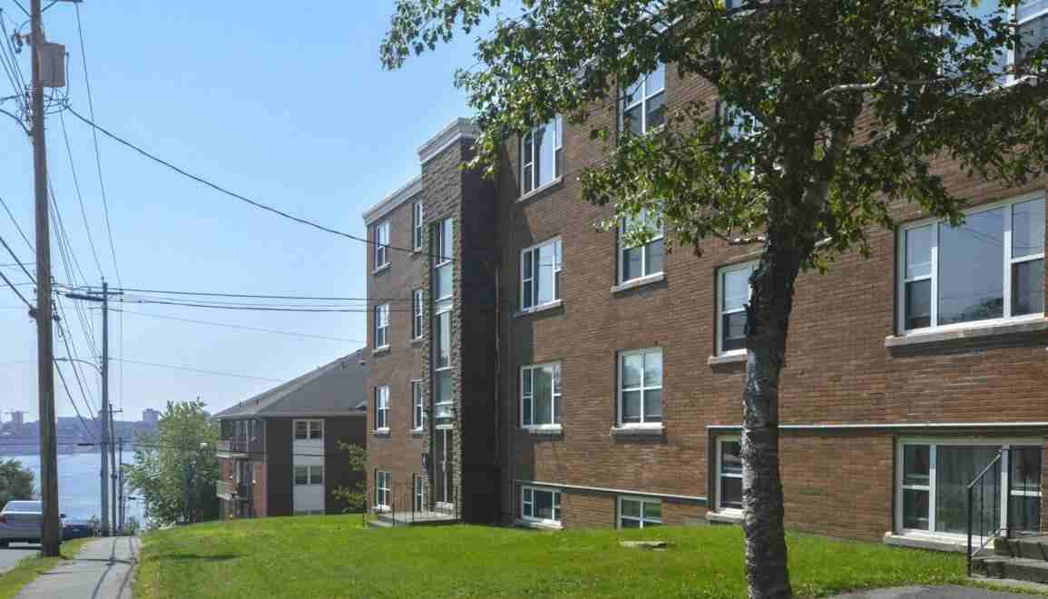 Maplehurst Apartments - Photo 3 of 10