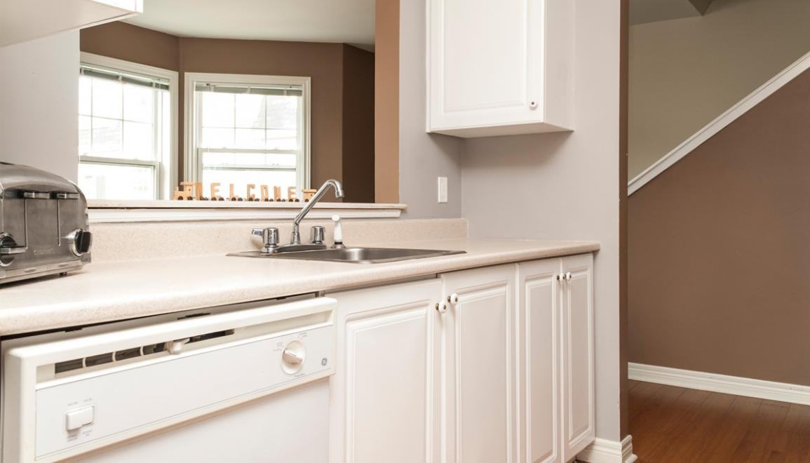 South Street Apartments - Photo 4 of 9