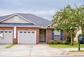 featured image of 5600 Hampton Hill Cir