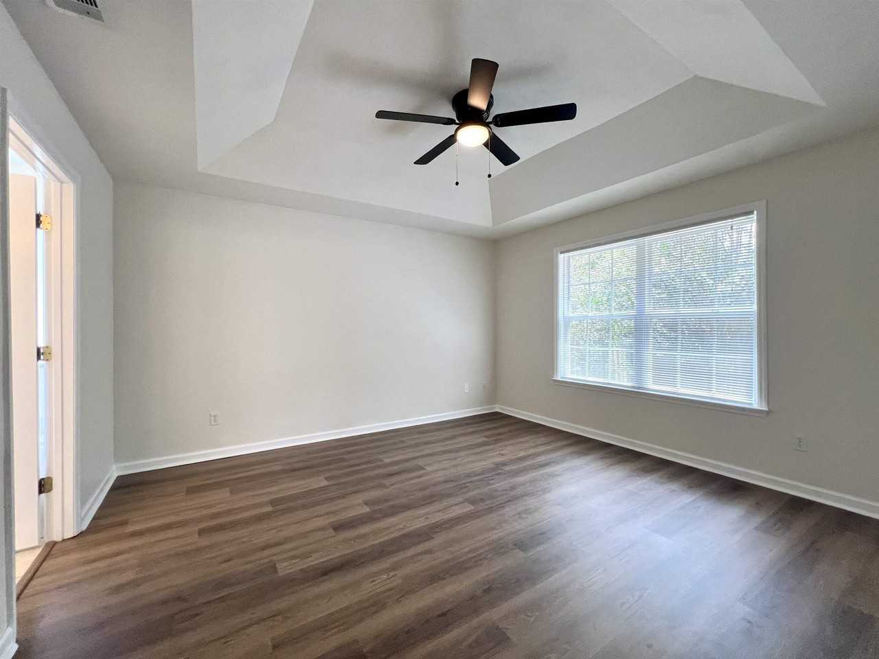 2031 Sunny Dale Dr - Photo 5 of 14
