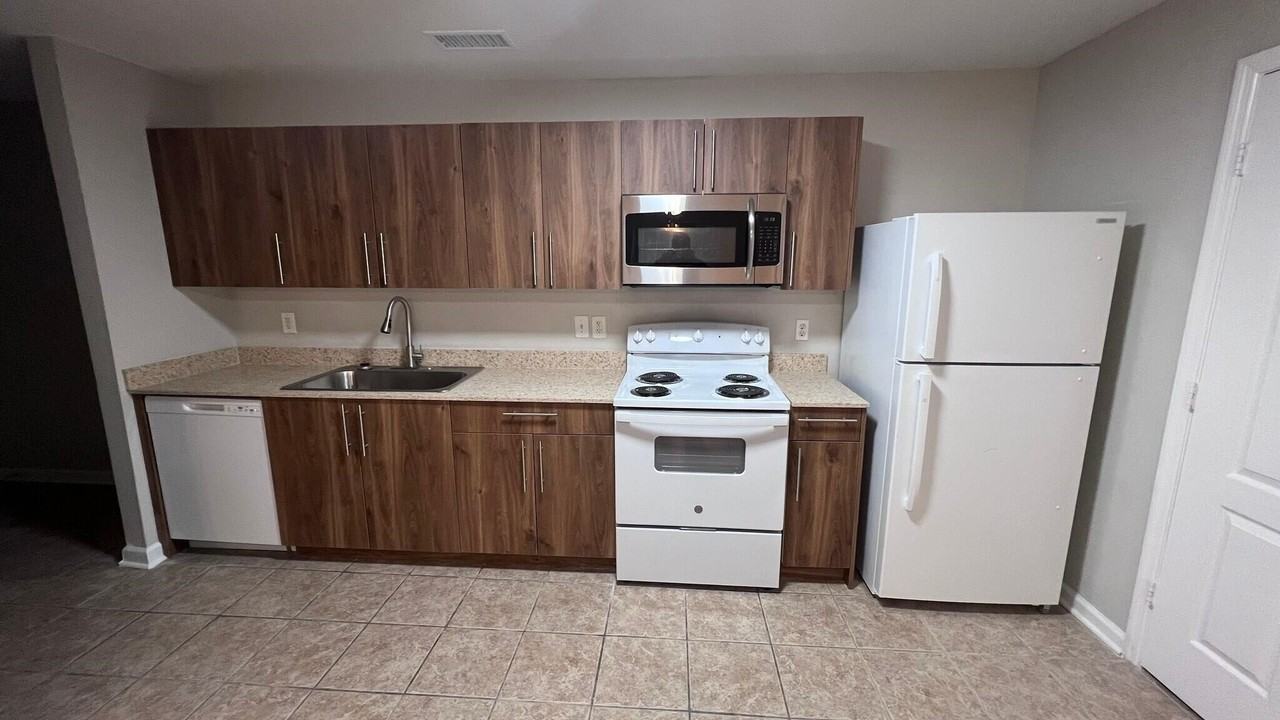 3000 S Adams St #434 - Photo 6 of 36